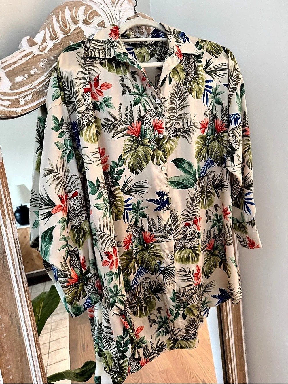 Zara Satin like Tropical Jungle Leopard Tiger Print Silk Button-Up Shirt Tropic